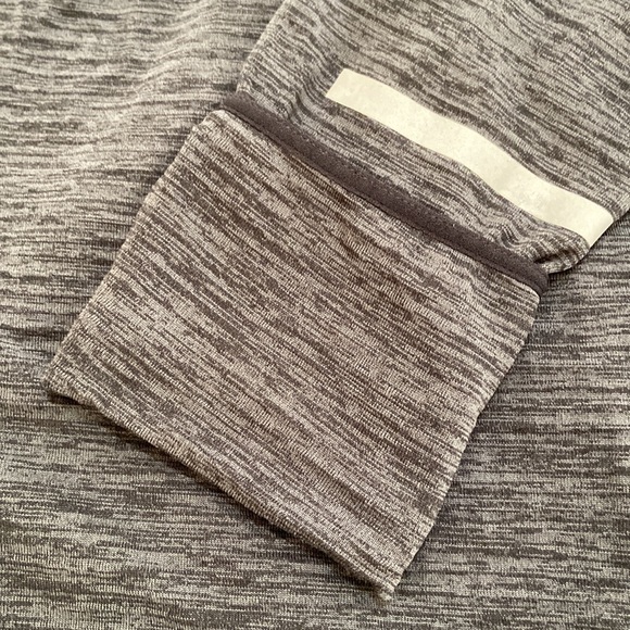 NIKE Dri Fit Men Long Sleeve Top Size S - Picture 3 of 9